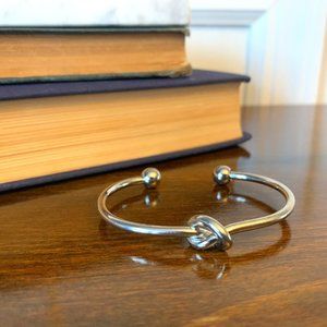 NEW Violet Harper Knot Bangle Bracelet (Silver Tone)